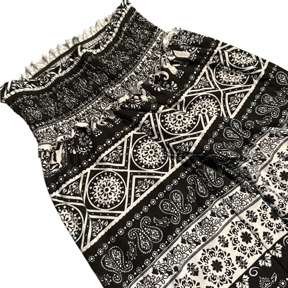 Planet Gold Monochrome Patterned Flare Leggings - Picture 4 of 7